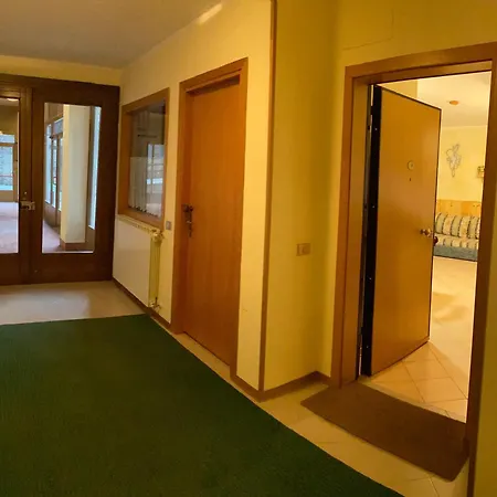 Sulle Piste Da Sci Apartment *